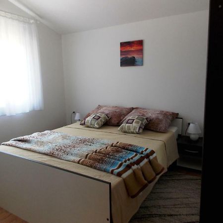 Apartment วีร์ ภายนอก รูปภาพ